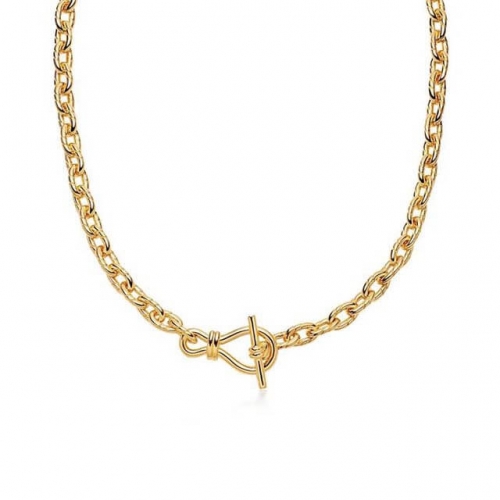 Twisted Link T-Bar Chain Necklaces